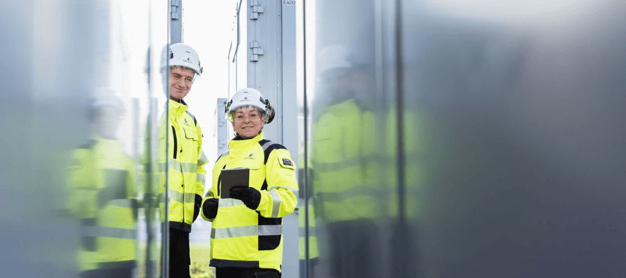 Field engineers