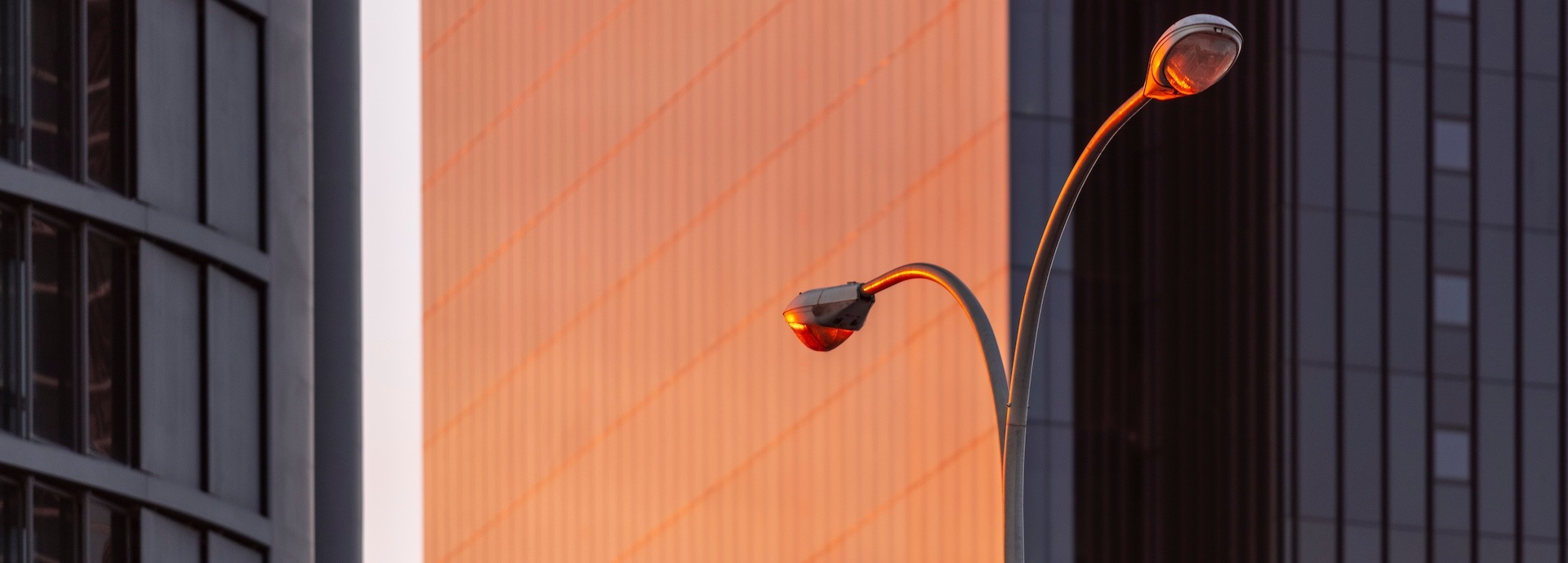 How can AI contribute to a sustainable energy future