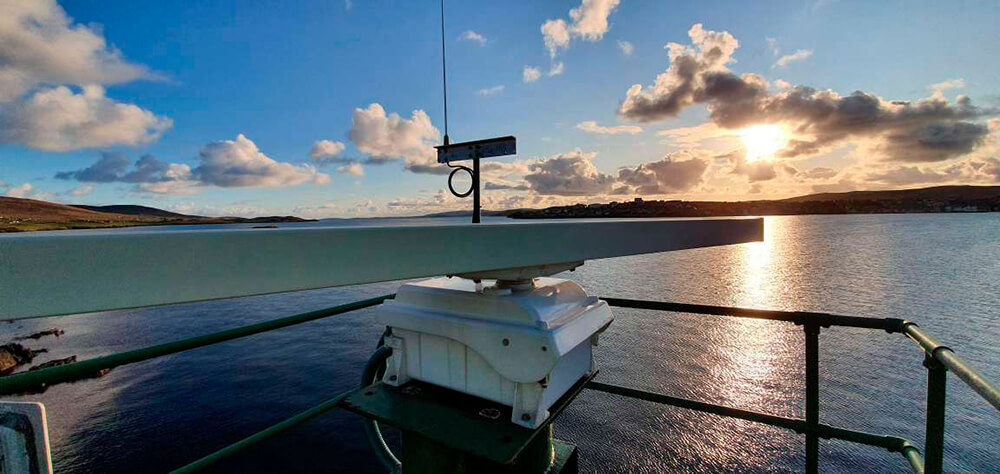 Up-mast radar