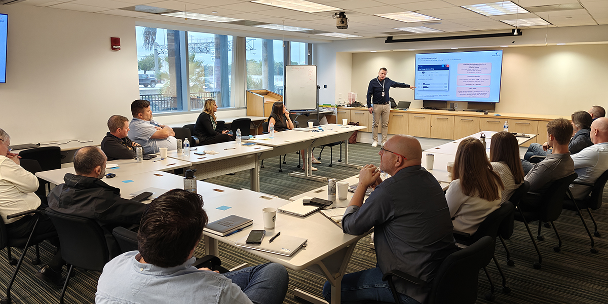 meeting room with people from Wärtsilä and NCLH