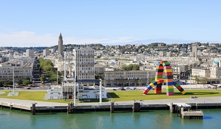 Martin Falbisoner, via Wikimedia Commons