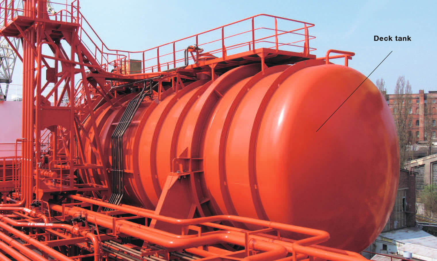 Cargo tank