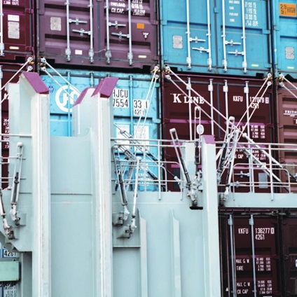 Container lashing equipment, container-securing equipment