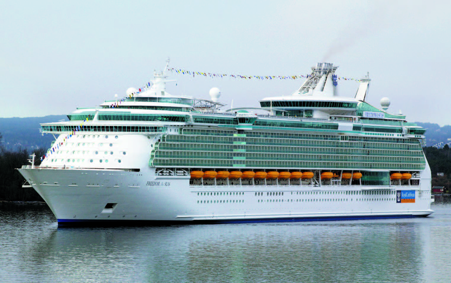 Cruise liner, cruise vessel