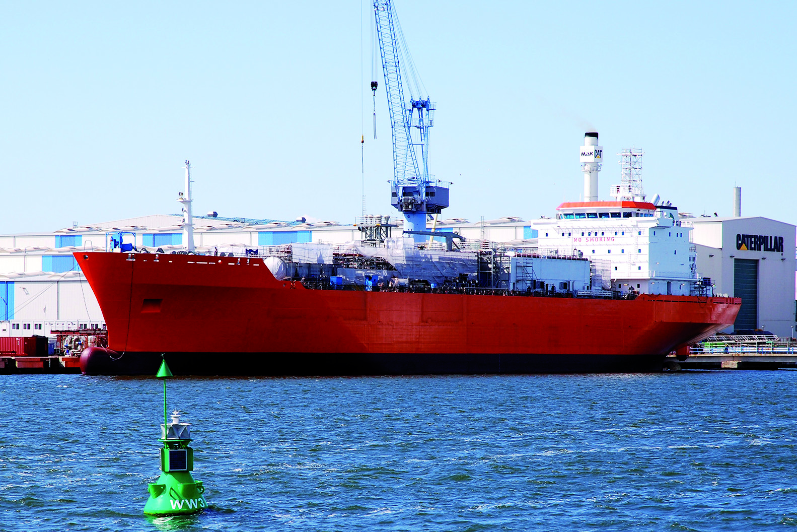 Dual-fuel LNG tanker CORAL ENERGY