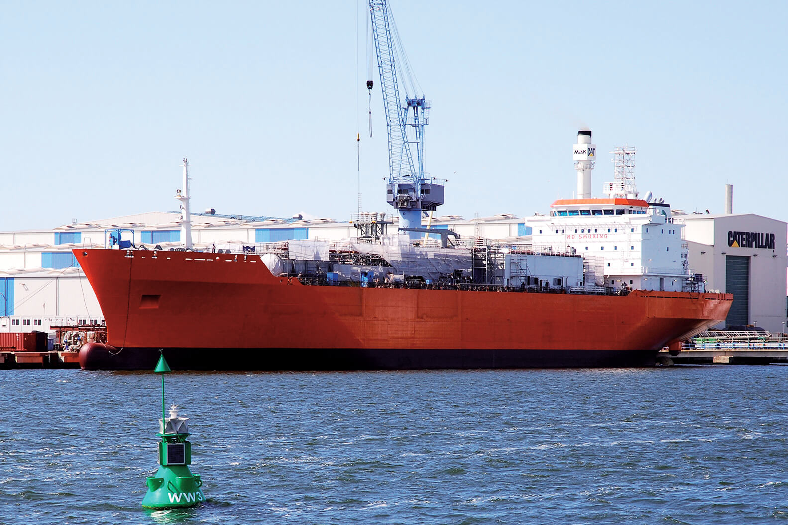 Dual-fuel LNG tanker CORAL ENERGY