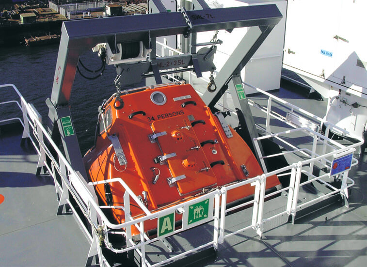 Free-fall lifeboat 