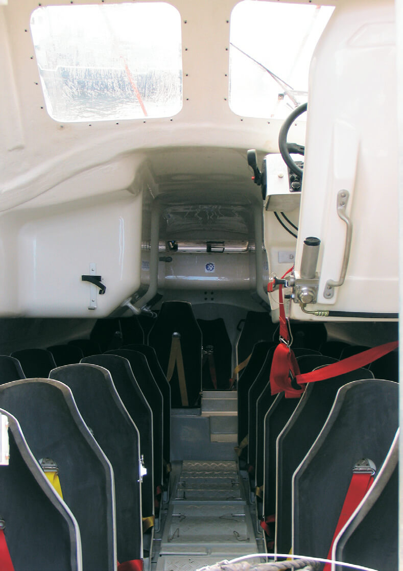 Free-fall lifeboat 
