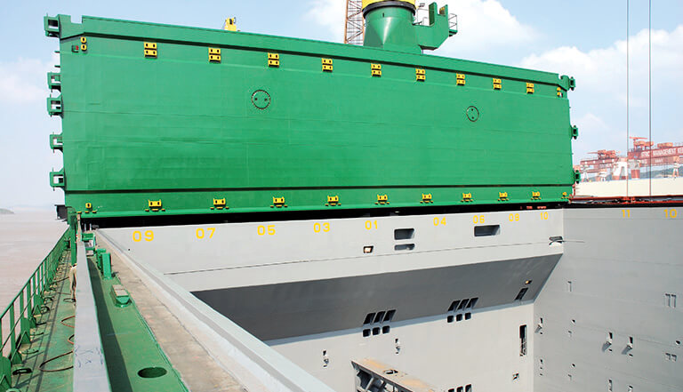 Hatch cover panel seals 