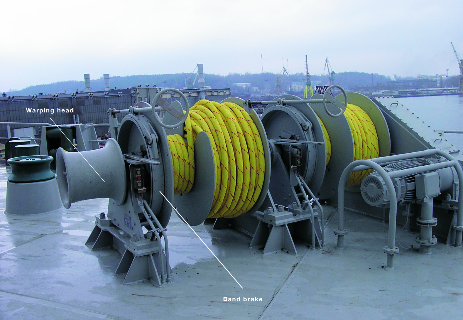 Mooring winches