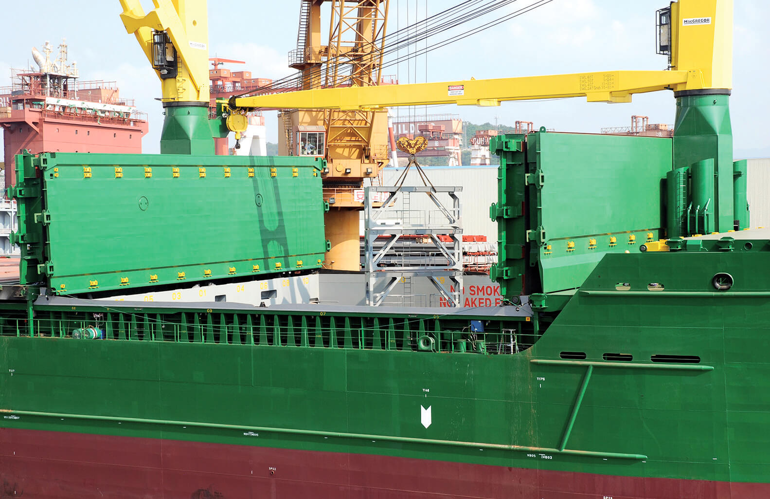 Multi-purpose carrier NEPTUN TRADER