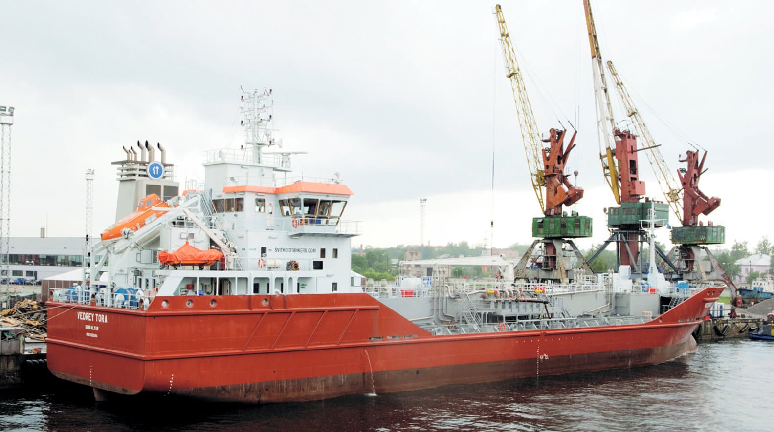Product tanker ANGELINA AMORETTI