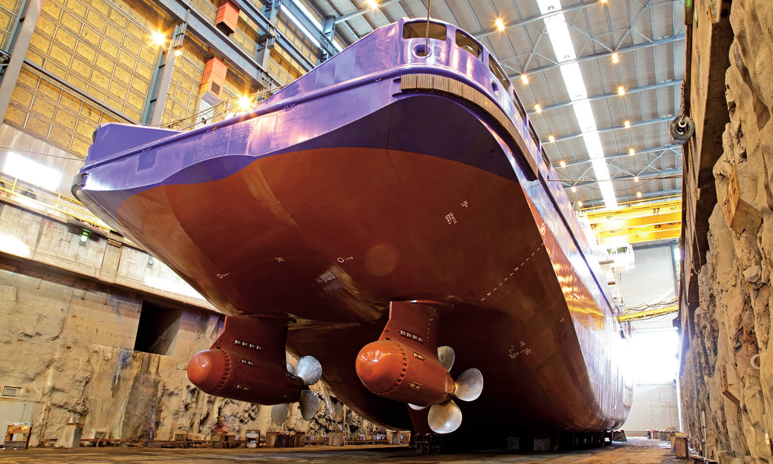 Icebreaking PSV VITUS BERING 