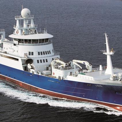 Purse seiner/trawler LIBAS