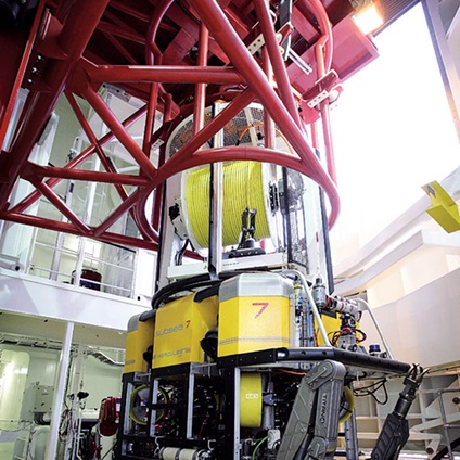 Remotely-operated vehicle (ROV)