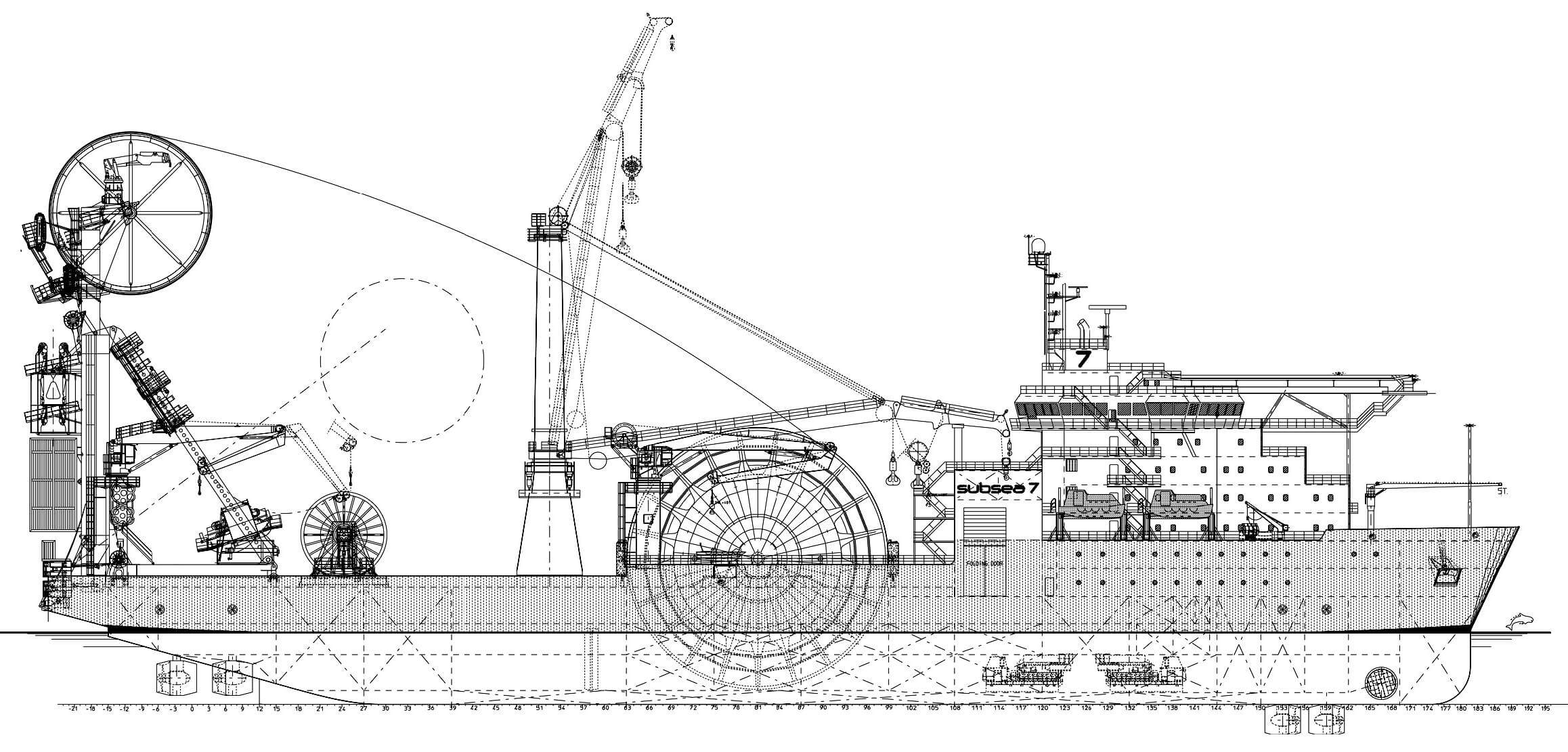Rigid pipelaying vessel SEVEN OCEANS