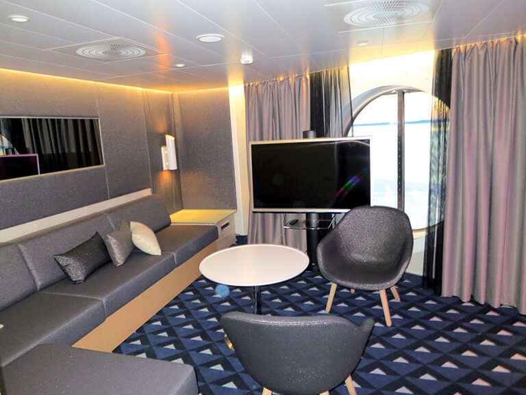 Natural gas-fuelled ferry VIKING GRACE