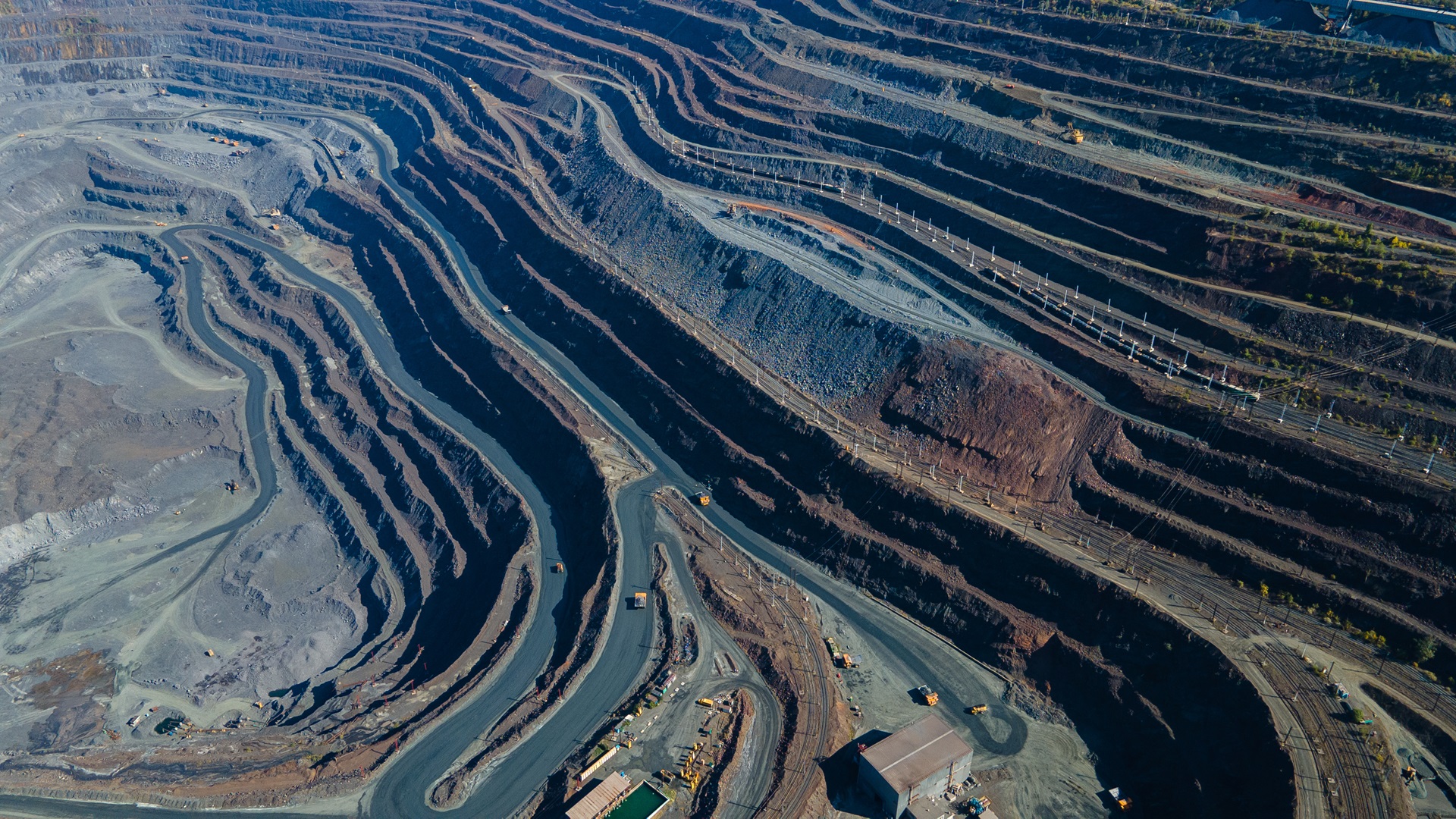 Supporting reliable power generation for industrial operations