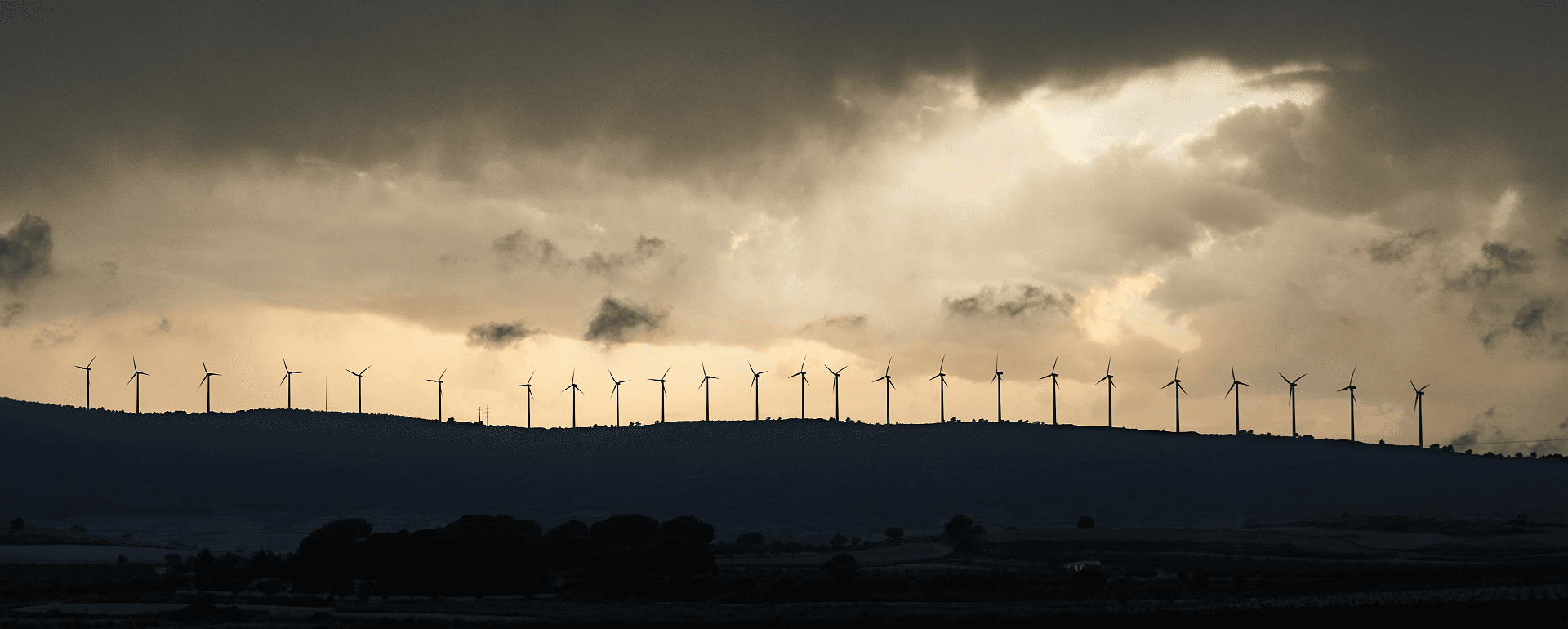 Wind_1920x770_low