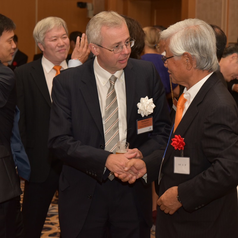 Rob Burford VP Wärtsilä Seals &amp; Bearings, Ryu Onishi, ex-MD of Wärtsilä Japan.