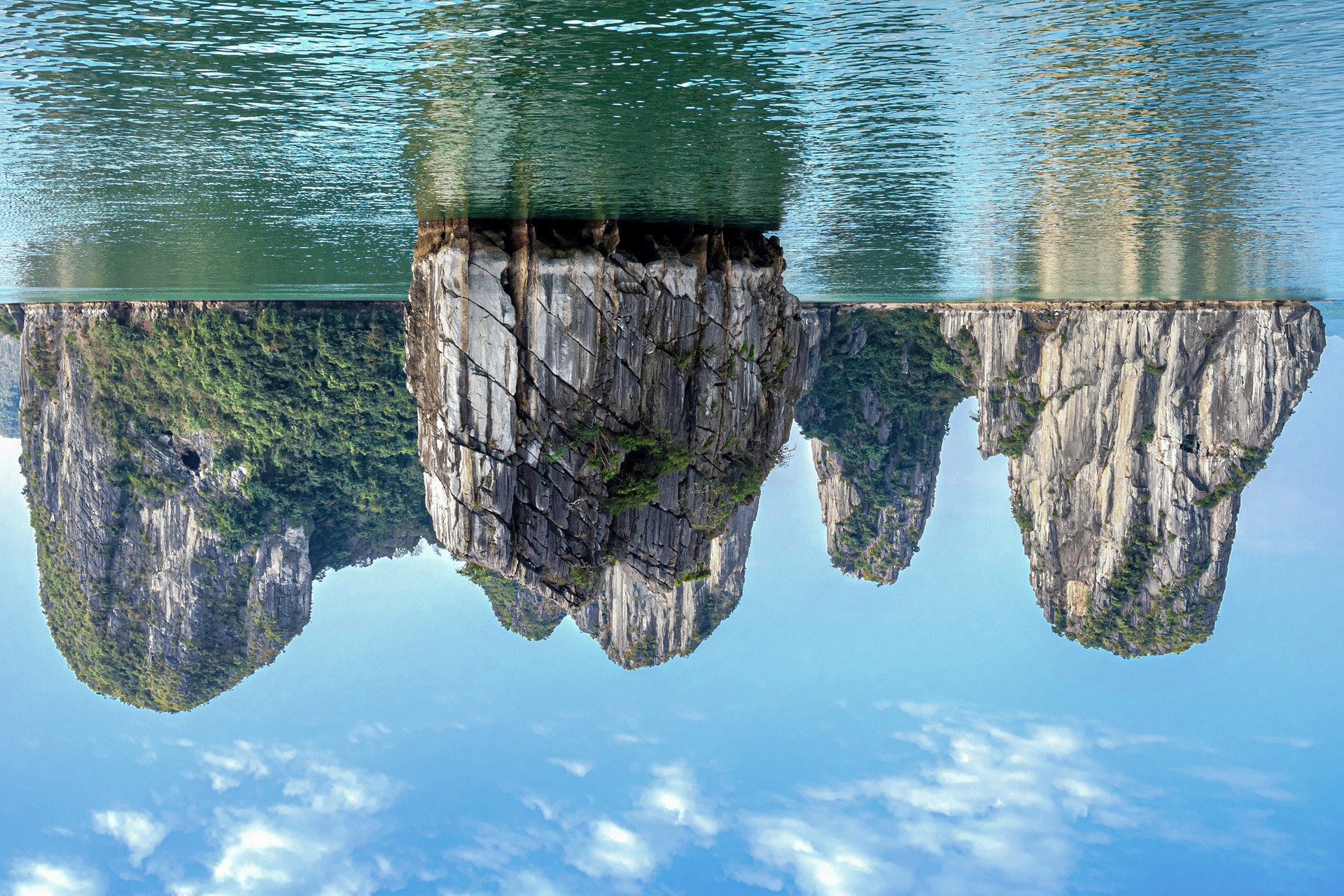 SEA22_Vietnam1_GettyImages-490586286_edited_FLIPPED