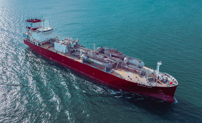 Clipper Eris leaves Singapore with CCS pilot installation complete