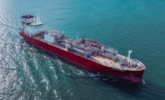 Clipper Eris leaves Singapore with CCS pilot installation complete