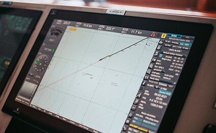 Wärtsilä Navi-Sailor ECDIS console