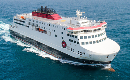 Passenger & Cargo Vessel