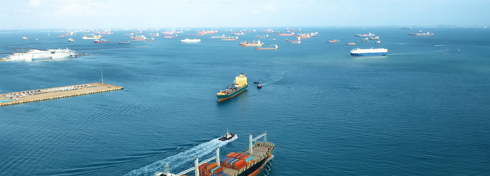 vessel traffic in port