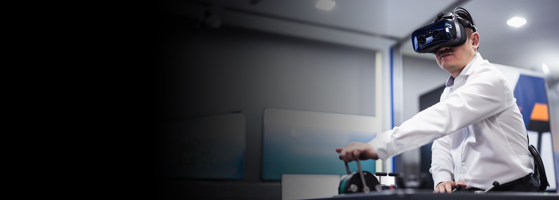 Man uses virtual glasses