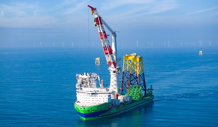Green Jade offshore installation vessel © CDWE