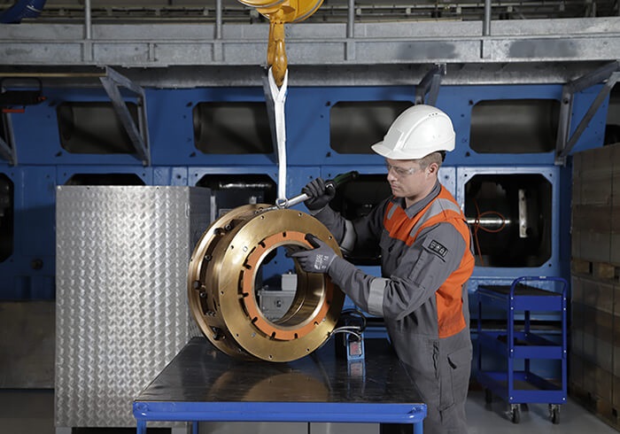 The new Wärtsilä Dualguard sealing solution delivers enhanced operational and environmental efficiency.