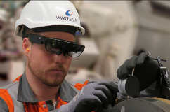 Wärtsilä’s service engineer using smart glasses when carrying out maintenance work. 