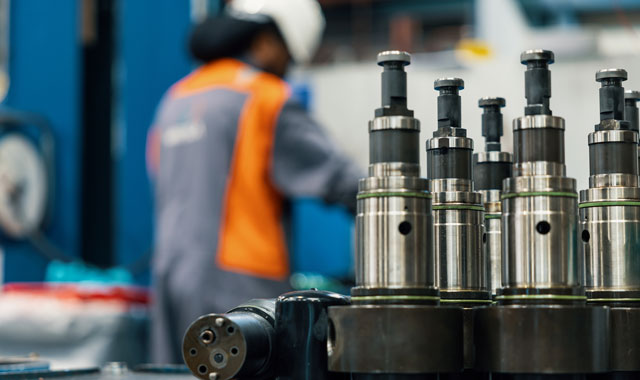 Wärtsilä employee using Wärtsilä Online