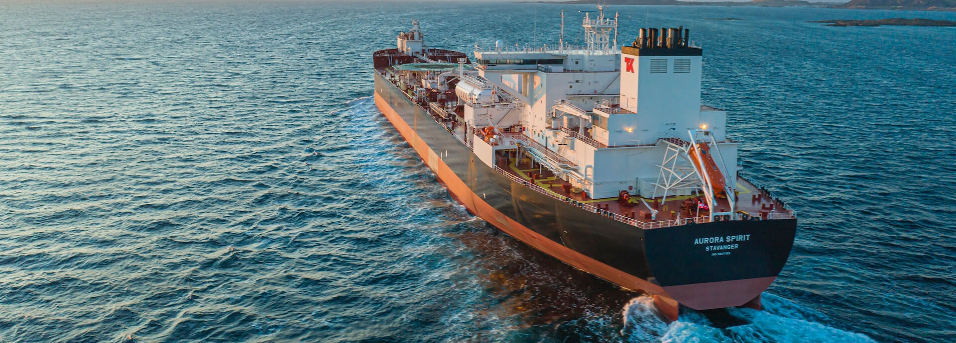The Aurora Spirit, a new e-shuttle tanker, sets sail.