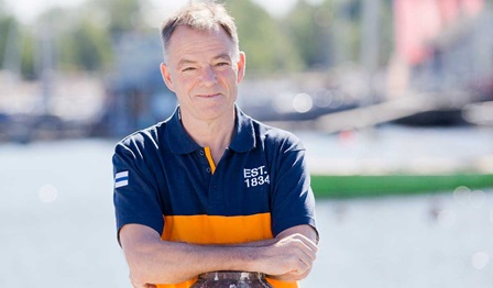 Around the world, all alone