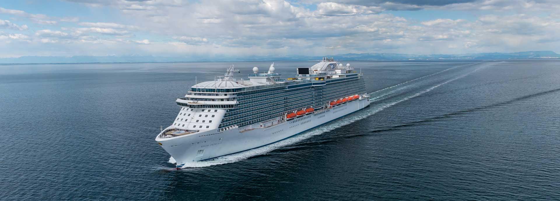 Environmental credentials and image key for cruise ship operators