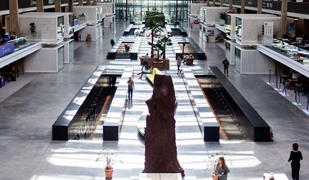 Station F gathering 1000 start ups under one roof