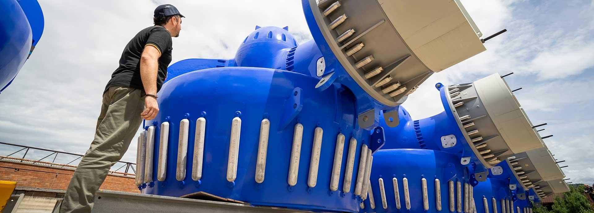 Wärtsilä gives a boost to world’s largest semi-submersible crane vehicle