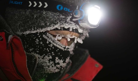 Examining Arctic ice from the top down